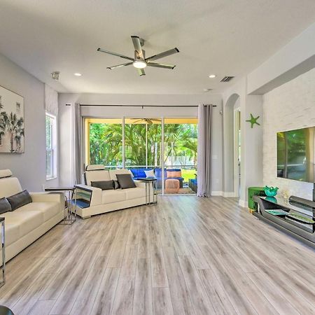 Sun-Soaked Sarasota Oasis With Pool And Hot Tub! Villa Ngoại thất bức ảnh